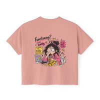 T-shirt boxy « Functioning? Yeah…Barely » Muta coloris Peachy, imprimé dos à plat