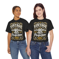 T-shirt « Aged to Perfection » 1986 Muta, vue de trois quarts