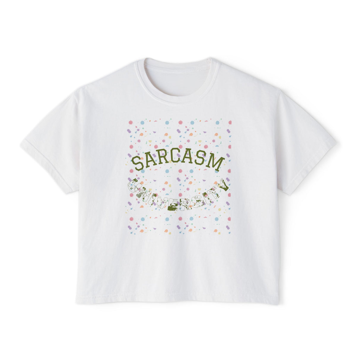 T-shirt boxy Muta coloris White, imprimé « Sarcasm » entouré de confettis floraux, vue de face