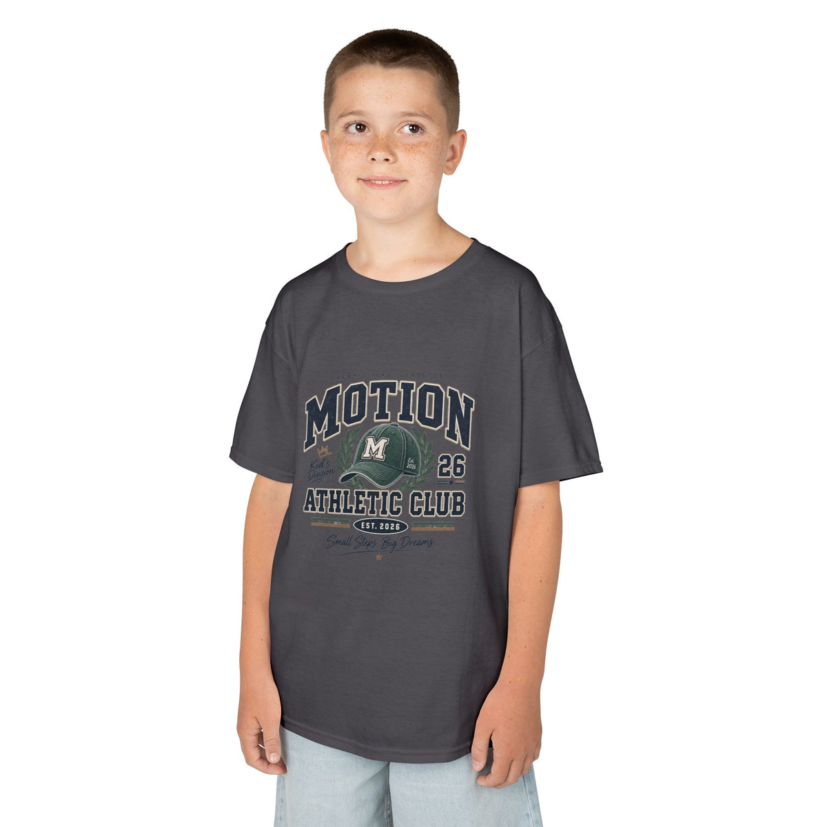 T-shirt enfant « Athletic Club Motion » Muta coloris Charcoal, porté de face
