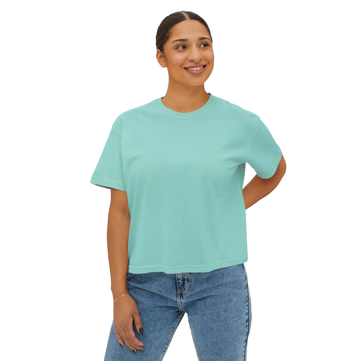 T-shirt boxy « Functioning? Yeah…Barely » Muta, à plat sur fond blanc