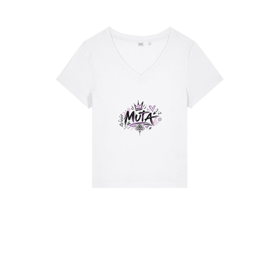 T-shirt col V « MUTA » Muta coloris Butter, porté de face