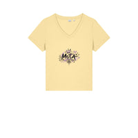 T-shirt col V « MUTA » Muta coloris Natural Raw, porté de face