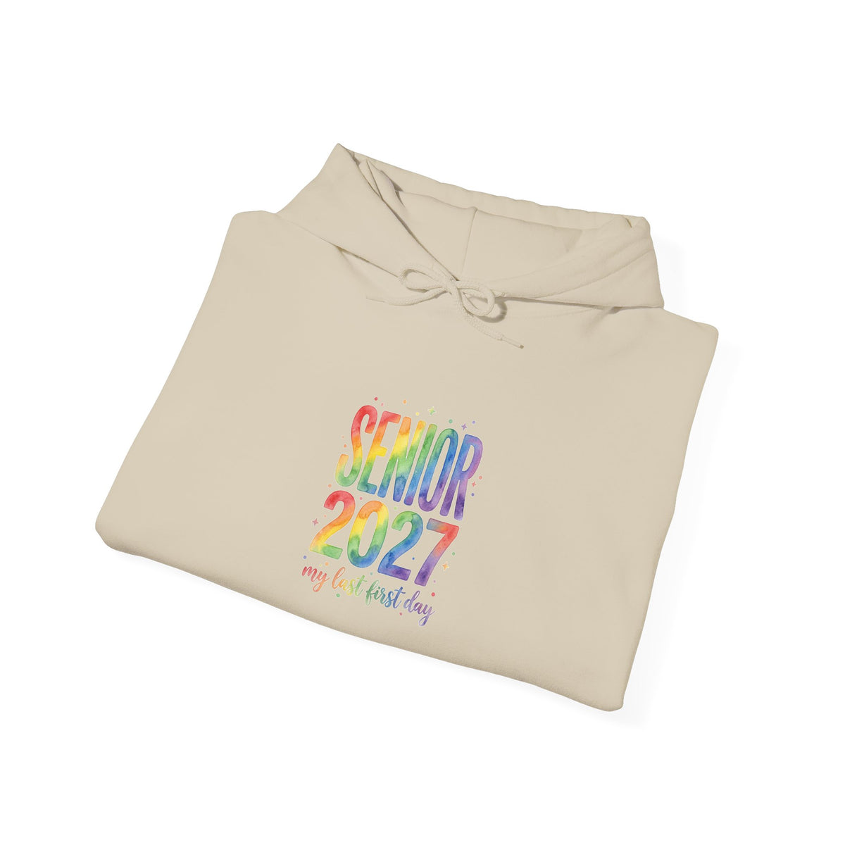 Hoodie « Senior 2027 » Muta, gros plan sur l'imprimé arc-en-ciel