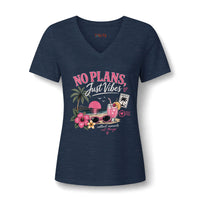 T-shirt col V Muta, porté en extérieur